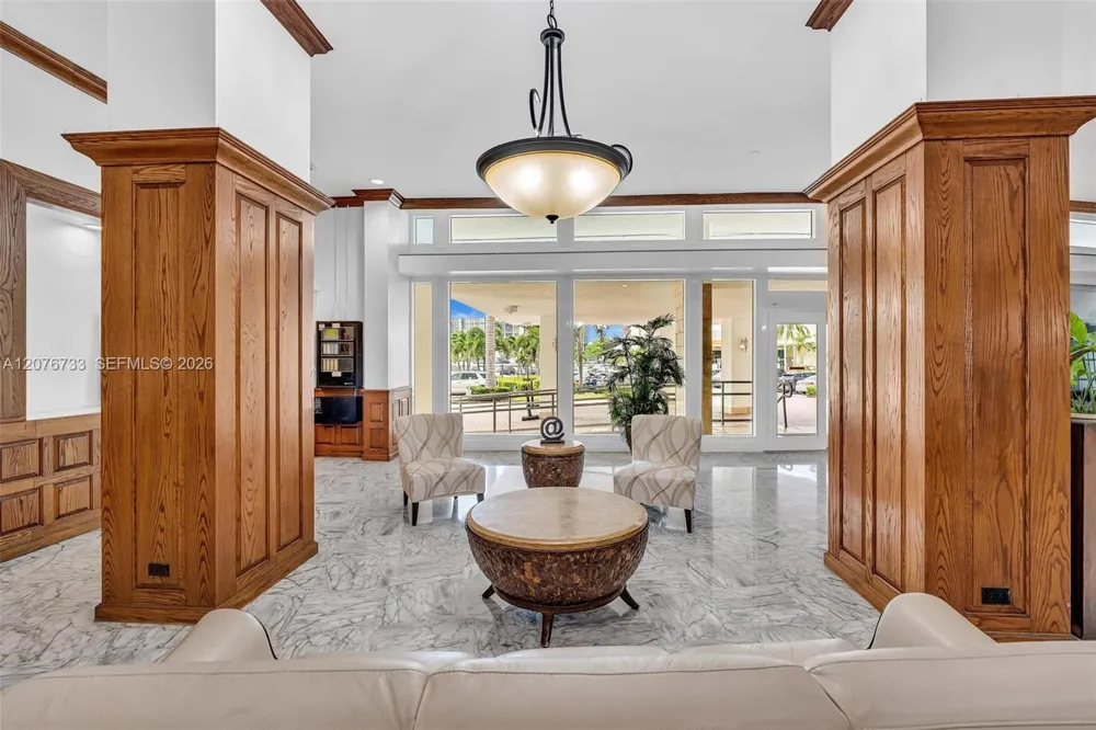 3505 S Ocean Dr #804 Hollywood, FL 33019