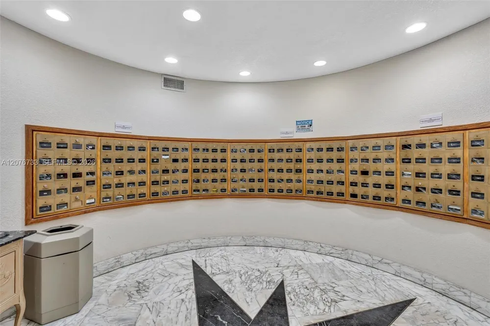 3505 S Ocean Dr #804 Hollywood, FL 33019