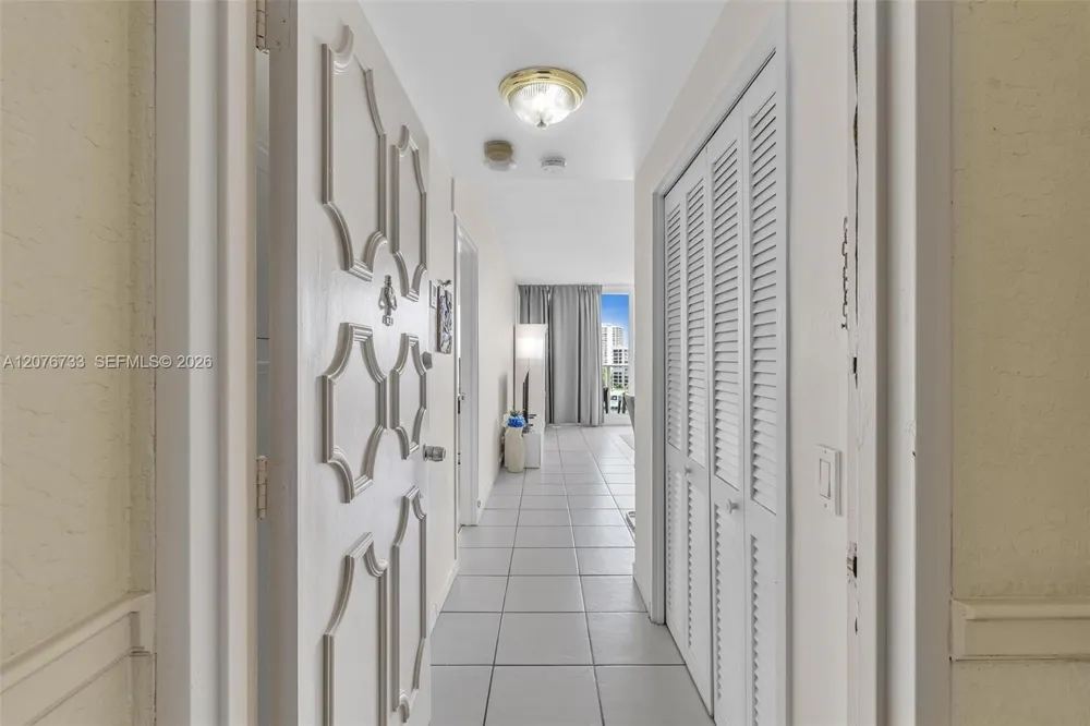 3505 S Ocean Dr #804 Hollywood, FL 33019