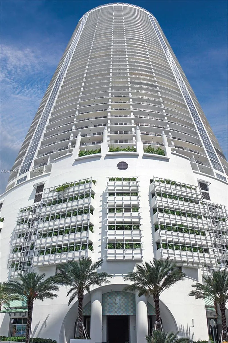 1750 Bayshore Dr #1216 Miami, FL 33132