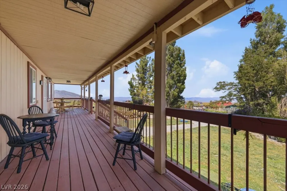 78 Pine Road Cold Creek, NV 89124