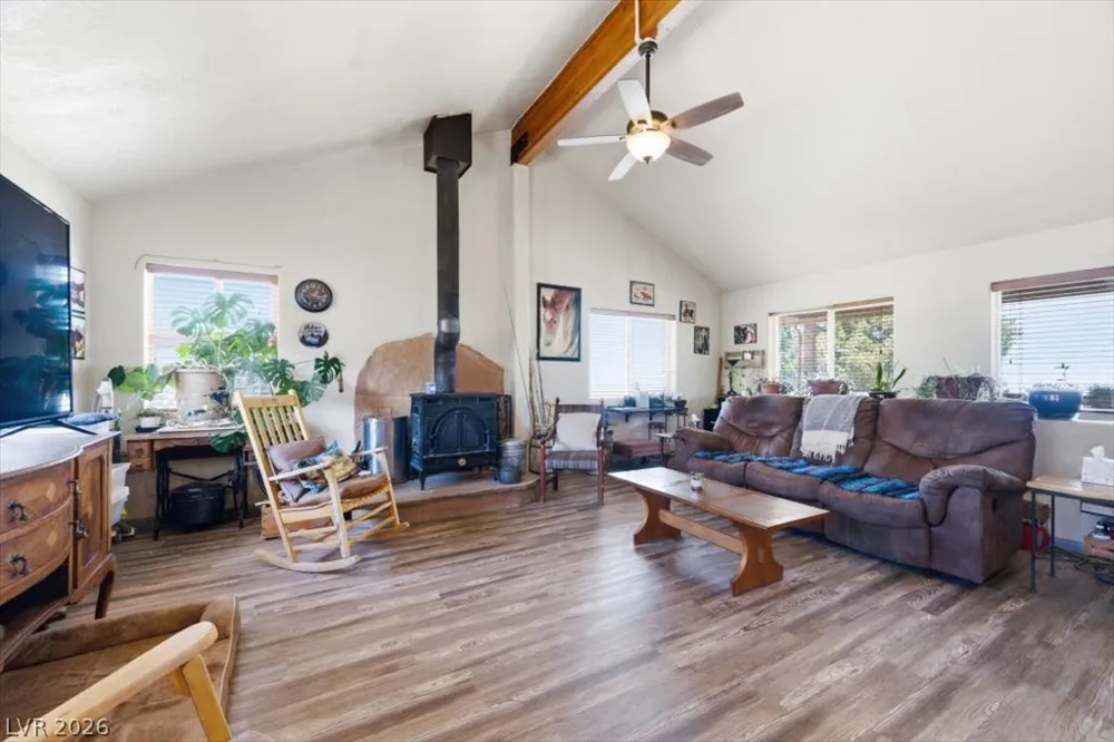 78 Pine Road Cold Creek, NV 89124