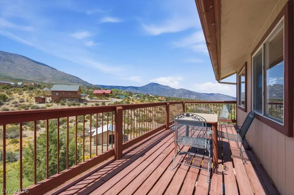 78 Pine Road Cold Creek, NV 89124
