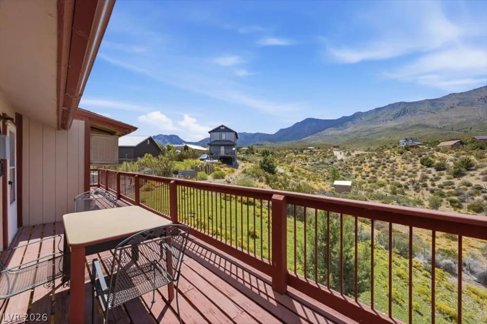 78 Pine Road Cold Creek, NV 89124