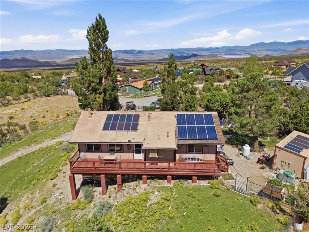 78 Pine Road Cold Creek, NV 89124