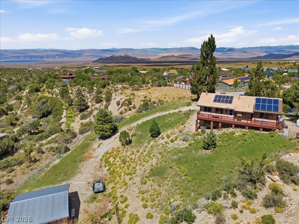 78 Pine Road Cold Creek, NV 89124