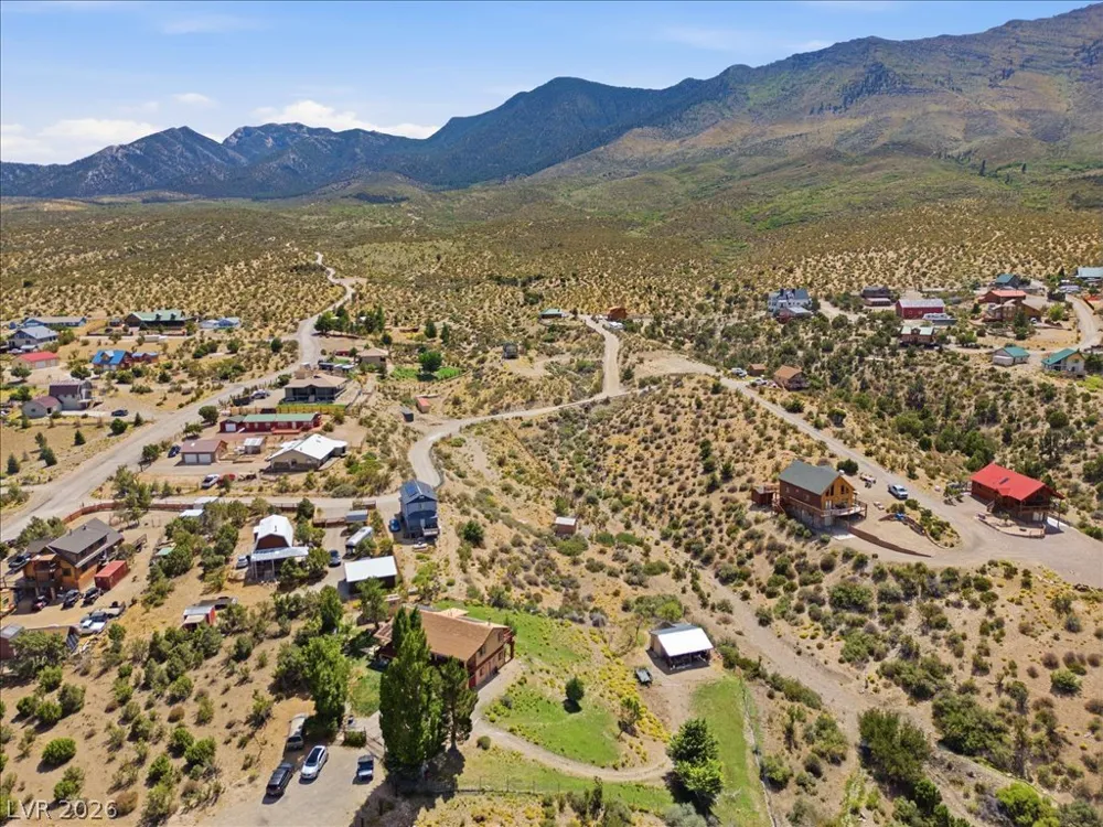 78 Pine Road Cold Creek, NV 89124