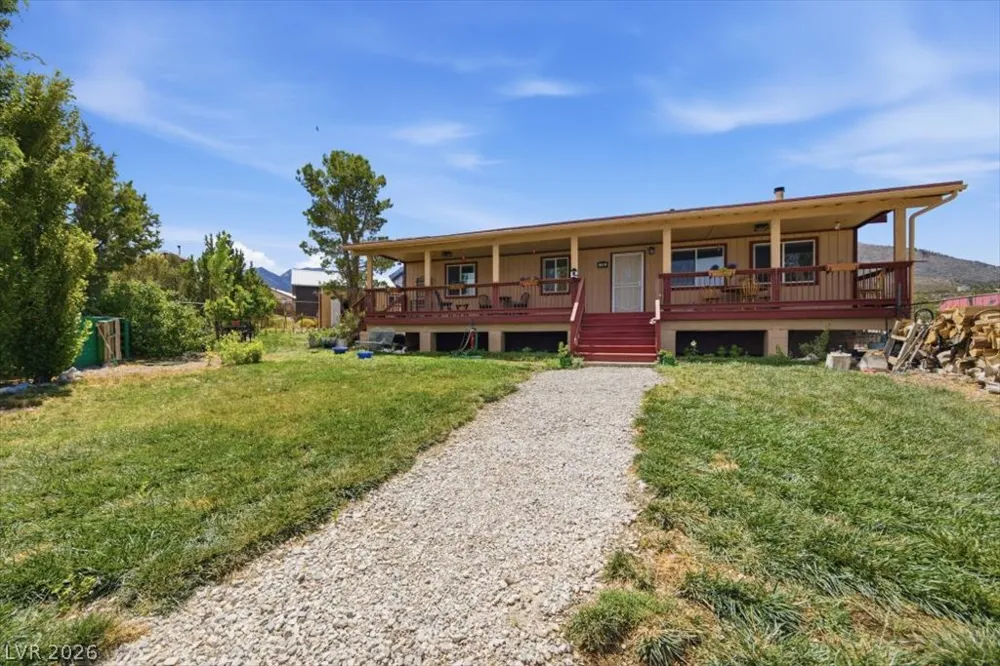 78 Pine Road Cold Creek, NV 89124