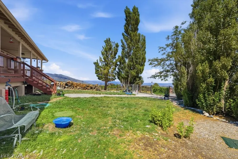 78 Pine Road Cold Creek, NV 89124