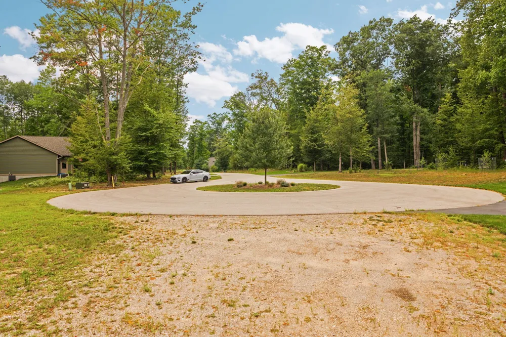 2238 Arbutus Pointe Drive East Bay Township, MI 49696