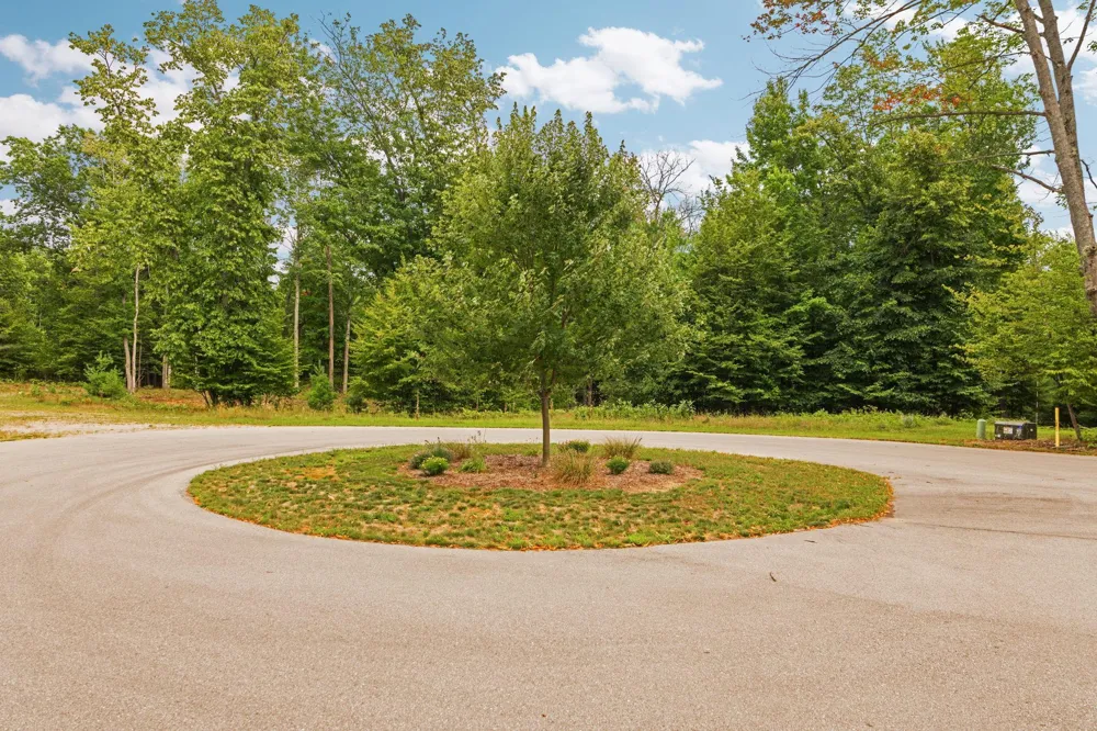 2238 Arbutus Pointe Drive East Bay Township, MI 49696