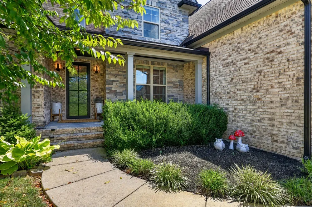 8007 June Apple Ln Spring Hill, TN 37174