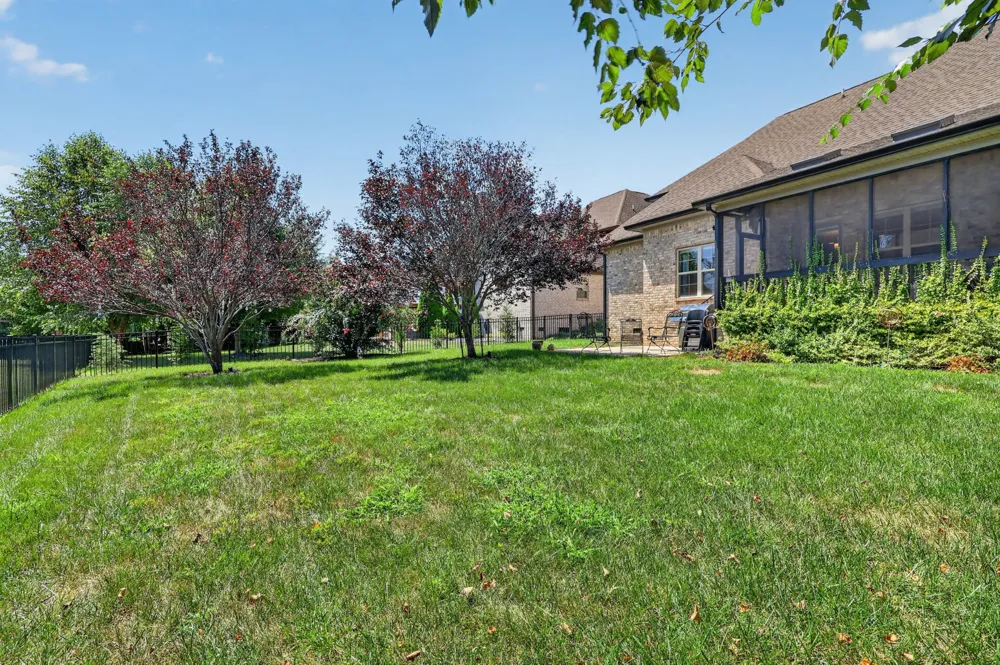 8007 June Apple Ln Spring Hill, TN 37174