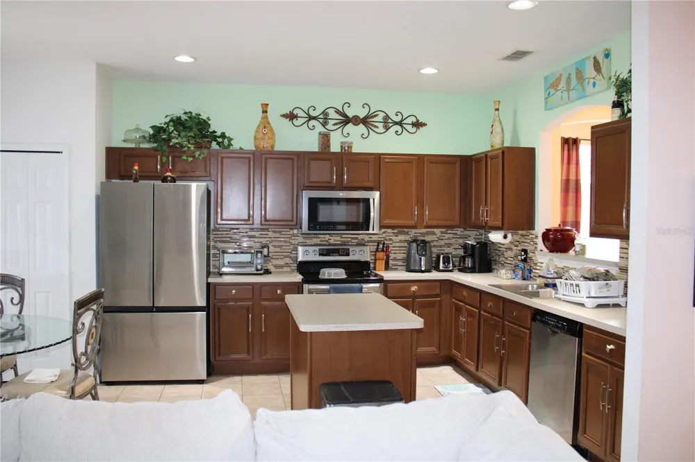 463 PALOMA DRIVE Davenport, FL 33837