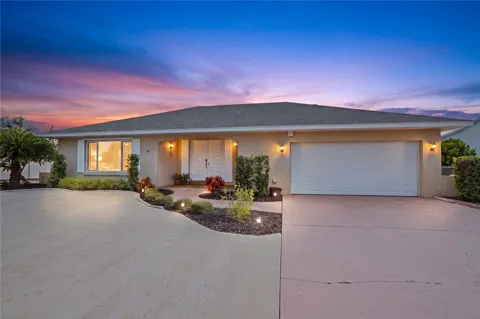 756 FLAMINGO DRIVE