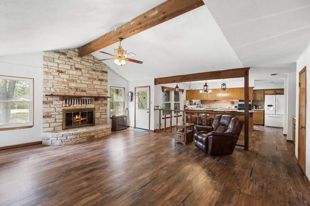 315 Caracara Drive Buda, TX 78610