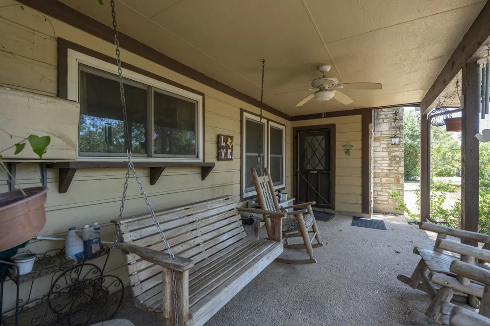 315 Caracara Drive Buda, TX 78610