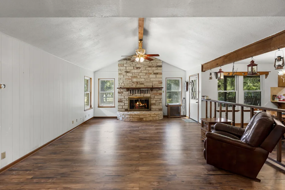 315 Caracara Drive Buda, TX 78610