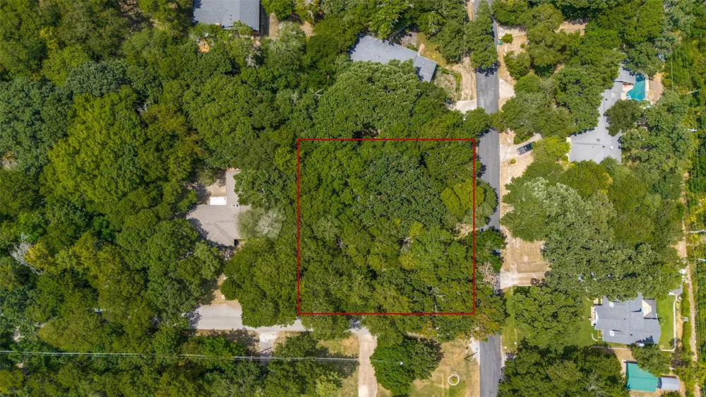 1004 Tanglewood Drive Cedar Hill, TX 75104