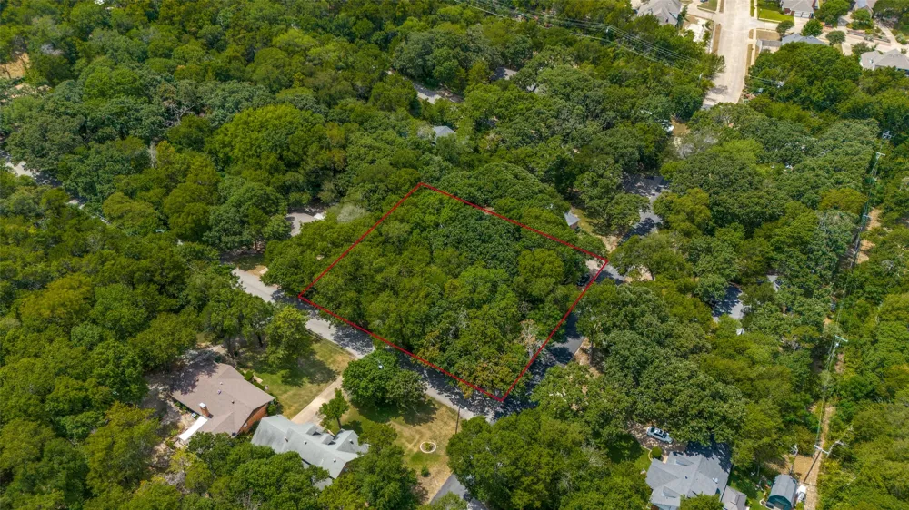 1004 Tanglewood Drive Cedar Hill, TX 75104