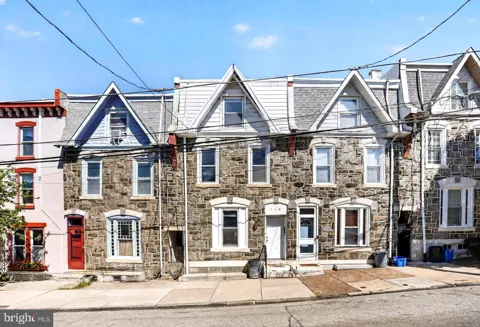 112 HERMIT STREET