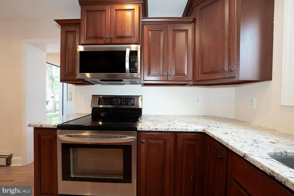107 W CIRCULAR AVENUE Paoli, PA 19301