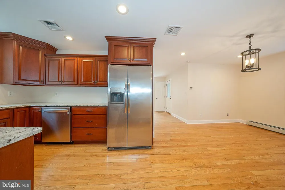 107 W CIRCULAR AVENUE Paoli, PA 19301