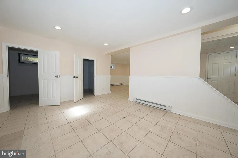 107 W CIRCULAR AVENUE Paoli, PA 19301