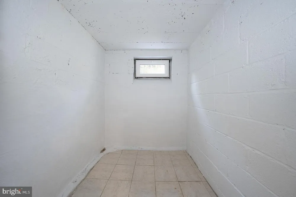 107 W CIRCULAR AVENUE Paoli, PA 19301
