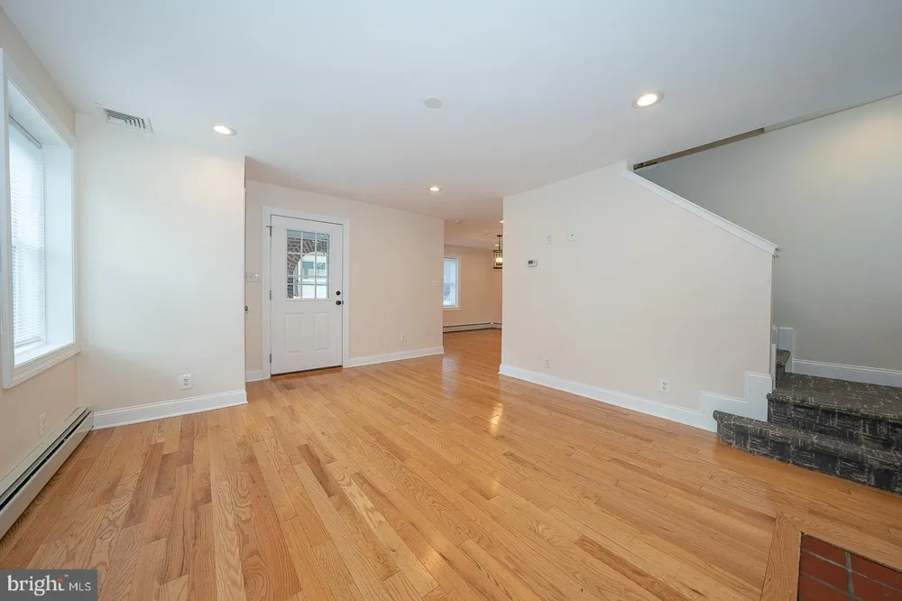 107 W CIRCULAR AVENUE Paoli, PA 19301