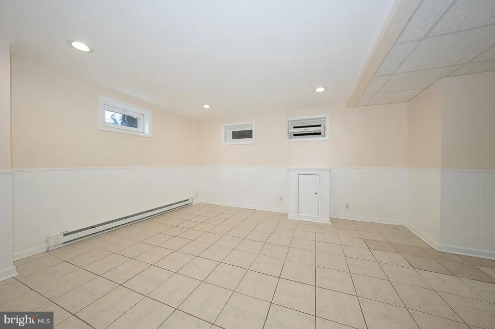 107 W CIRCULAR AVENUE Paoli, PA 19301