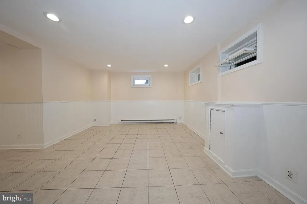 107 W CIRCULAR AVENUE Paoli, PA 19301