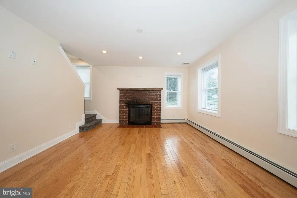 107 W CIRCULAR AVENUE Paoli, PA 19301