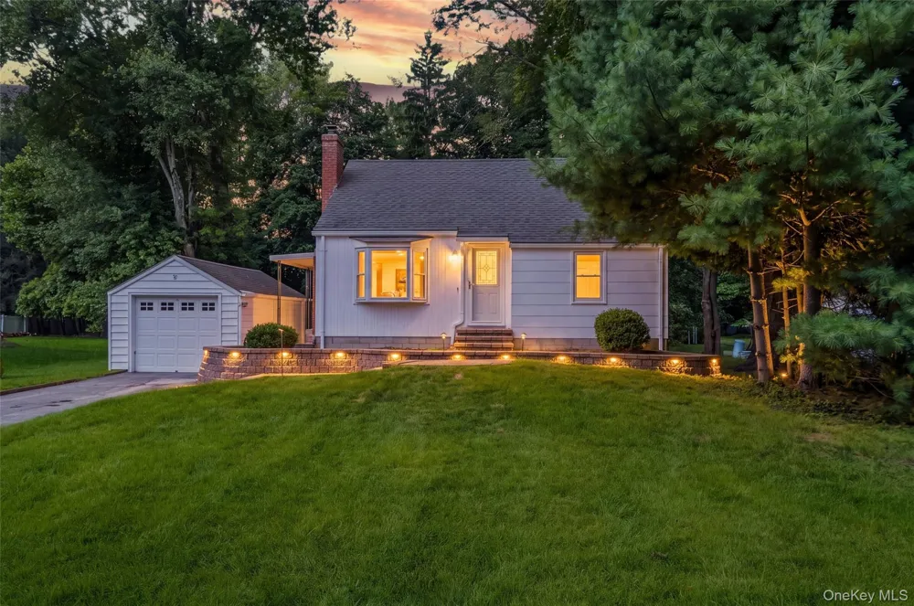 9 Memory Lane Poughkeepsie, NY 12603