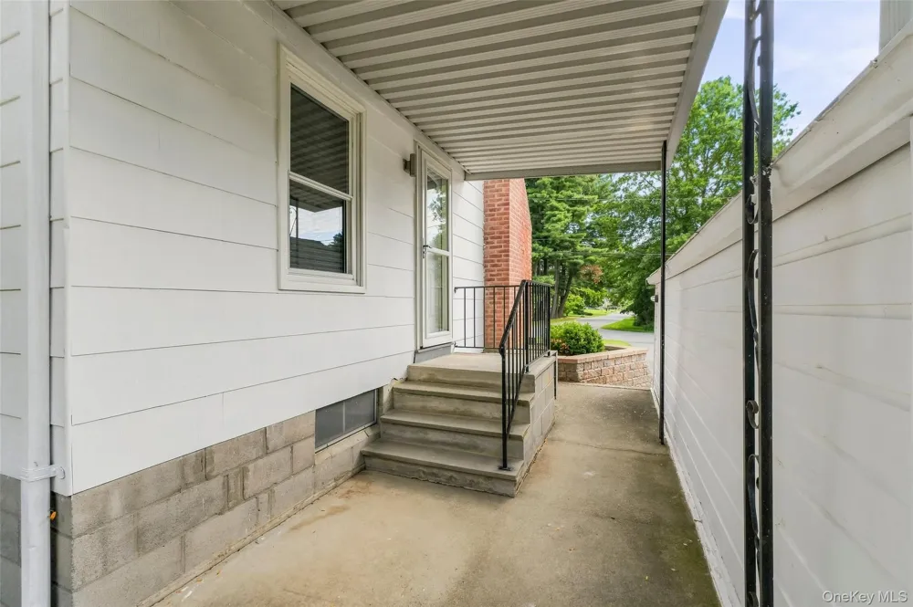 9 Memory Lane Poughkeepsie, NY 12603
