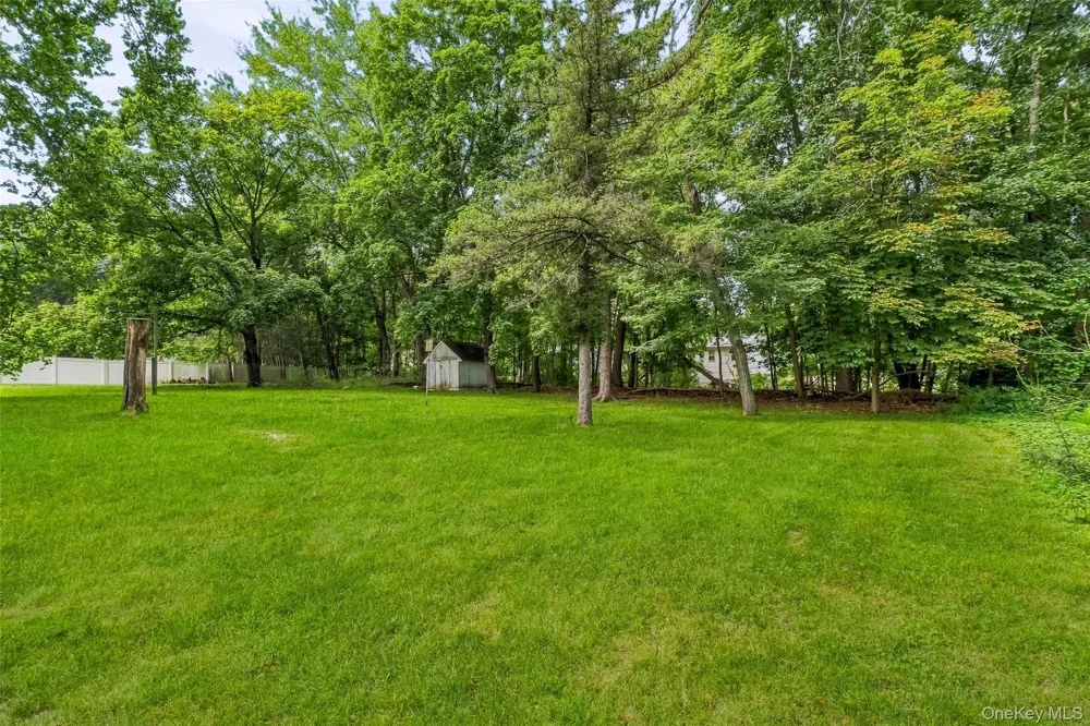 9 Memory Lane Poughkeepsie, NY 12603