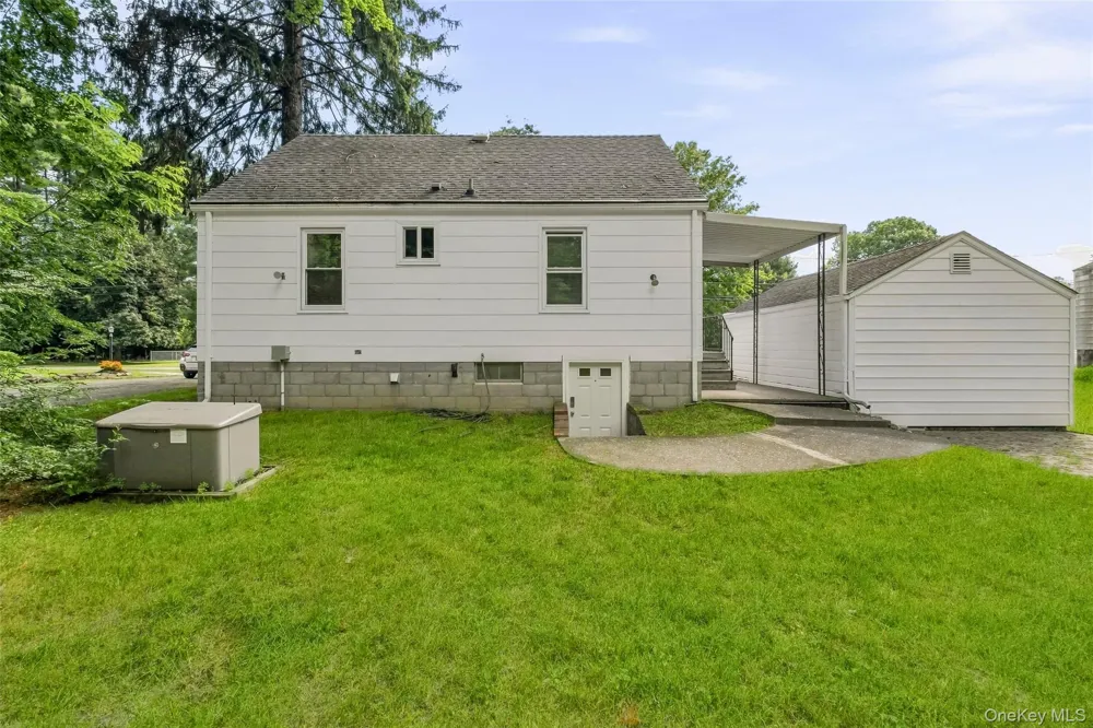 9 Memory Lane Poughkeepsie, NY 12603