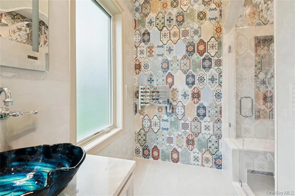 1190 Harbor Road Hewlett Harbor, NY 11557