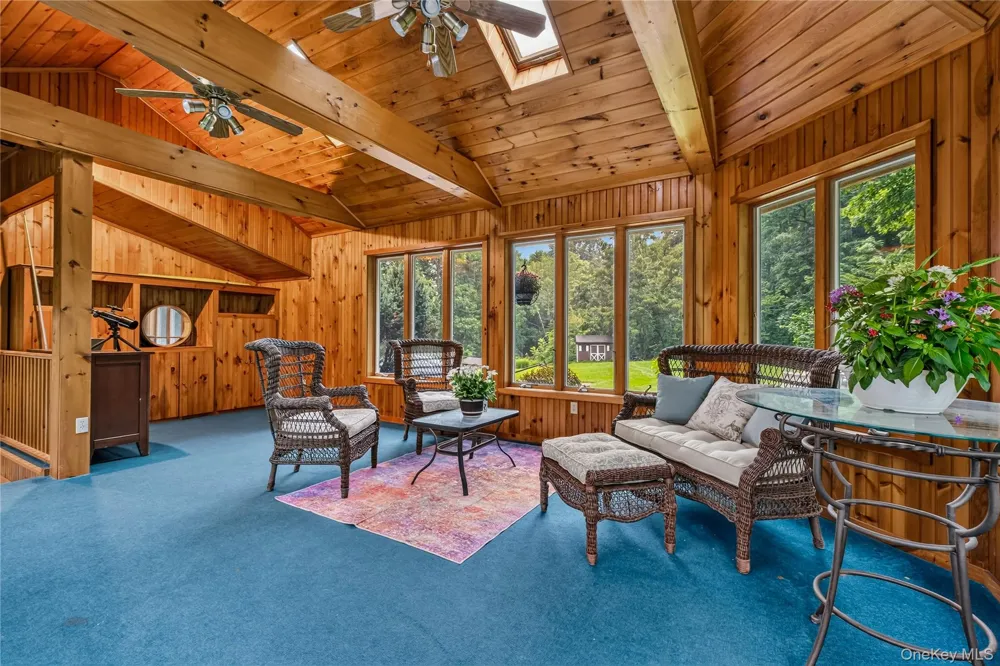 14 Lisa Drive Highland, NY 12528