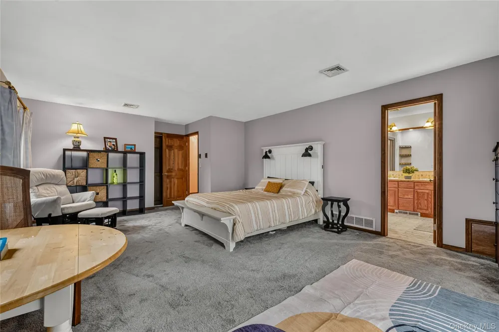 14 Lisa Drive Highland, NY 12528