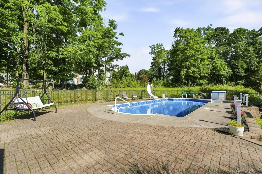 14 Lisa Drive Highland, NY 12528