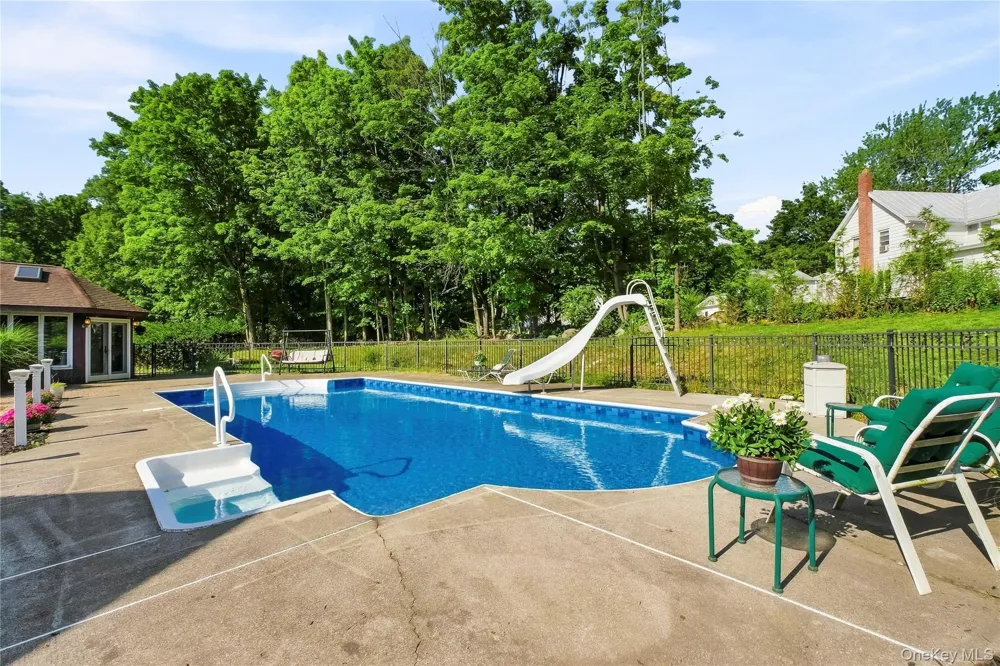 14 Lisa Drive Highland, NY 12528