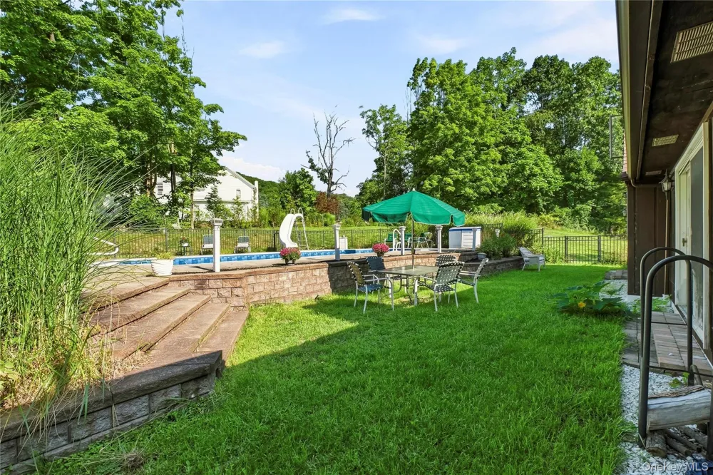 14 Lisa Drive Highland, NY 12528