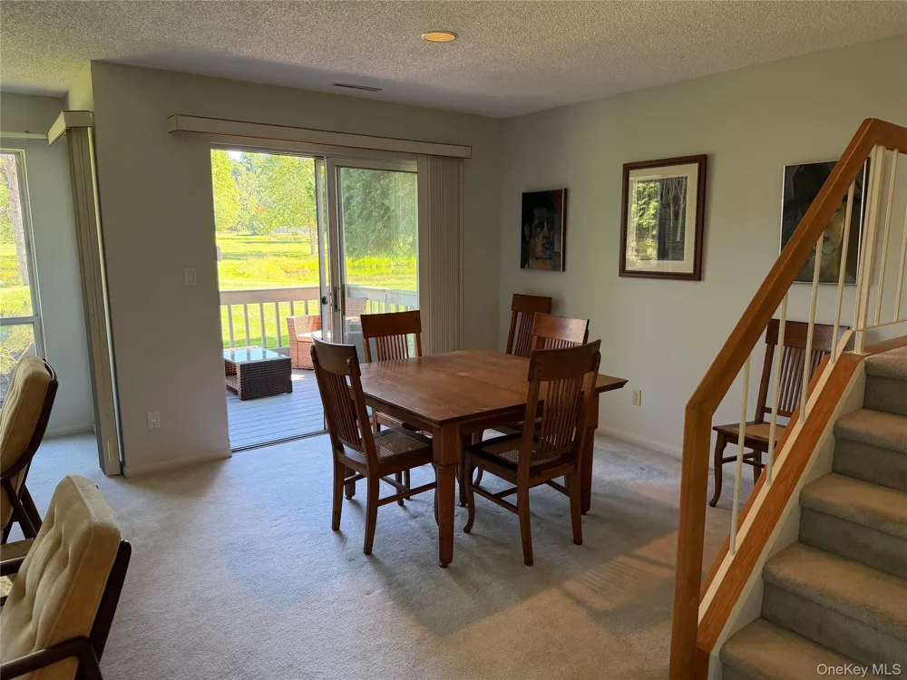 50 Pond Drive E Rhinebeck, NY 12572
