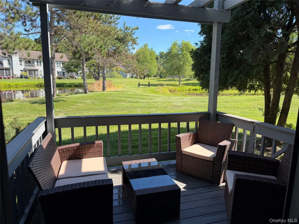 50 Pond Drive E Rhinebeck, NY 12572