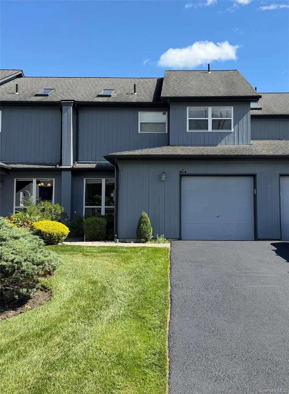 50 Pond Drive E Rhinebeck, NY 12572