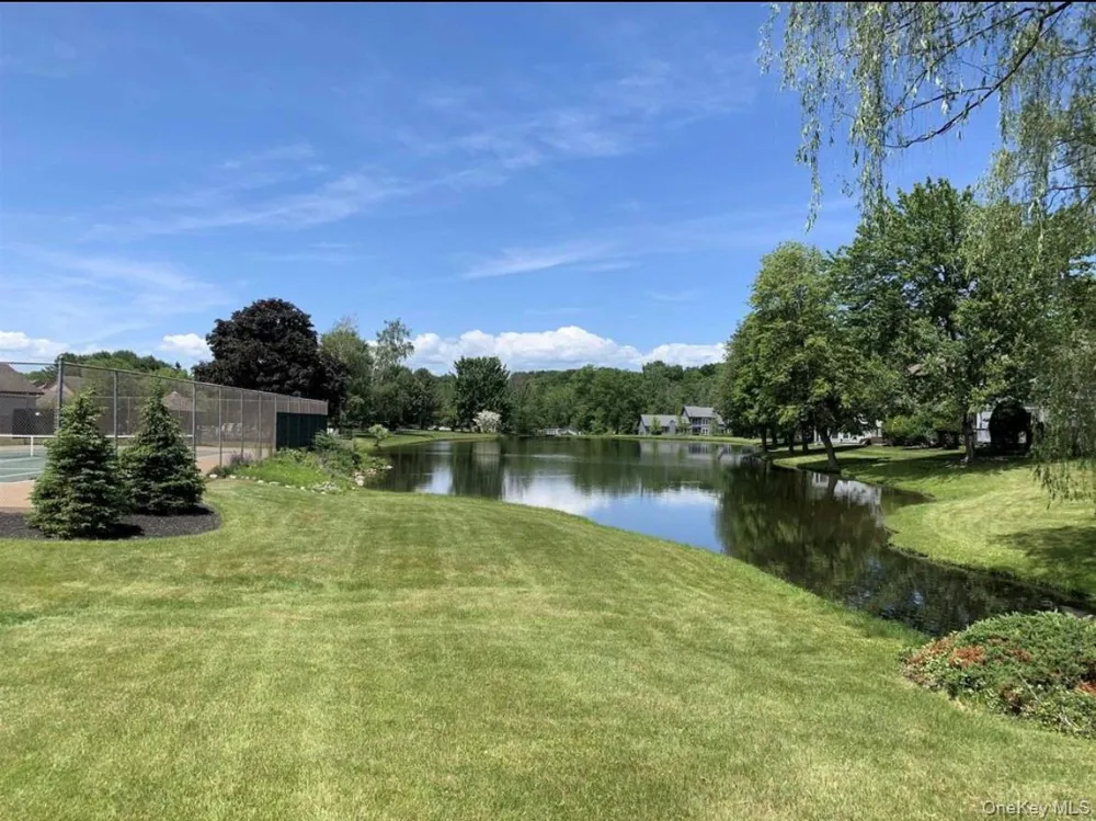 50 Pond Drive E Rhinebeck, NY 12572