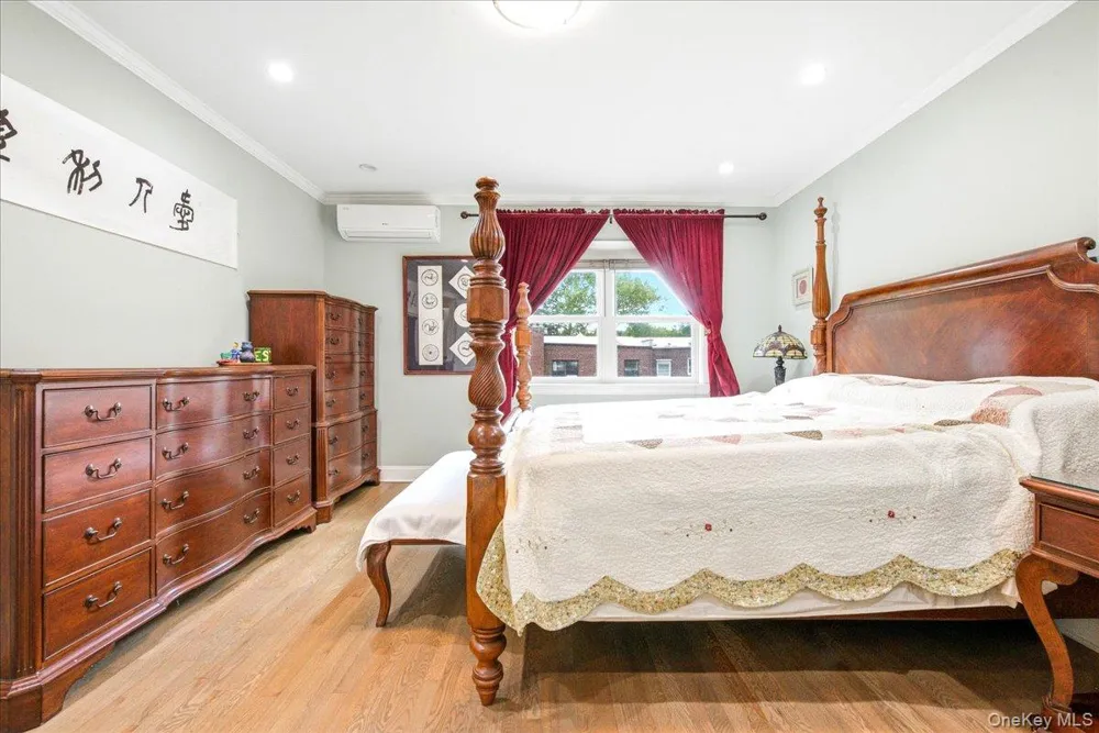 67-30 Harrow Street Forest Hills, NY 11375