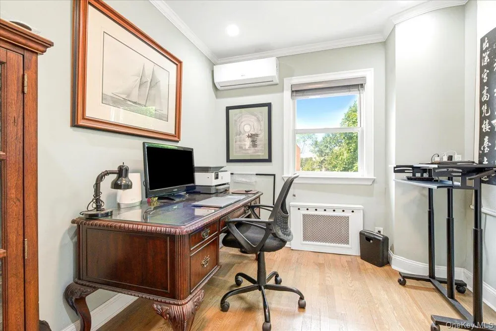 67-30 Harrow Street Forest Hills, NY 11375