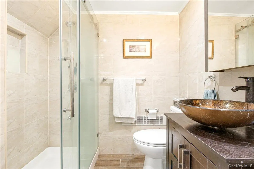 67-30 Harrow Street Forest Hills, NY 11375